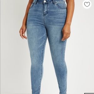 Eloquii Olivia Sculpting Skinny Jean
